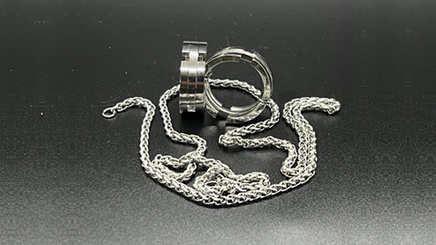 Instant Ring by Viktor Voiko