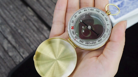 Free Arrow (Gimmicks and Online Instruction) by Himitsu Magic